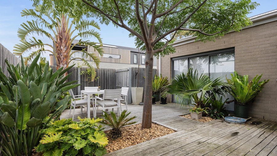 Cosy 3-bedroom Retreat With Outdoor Space