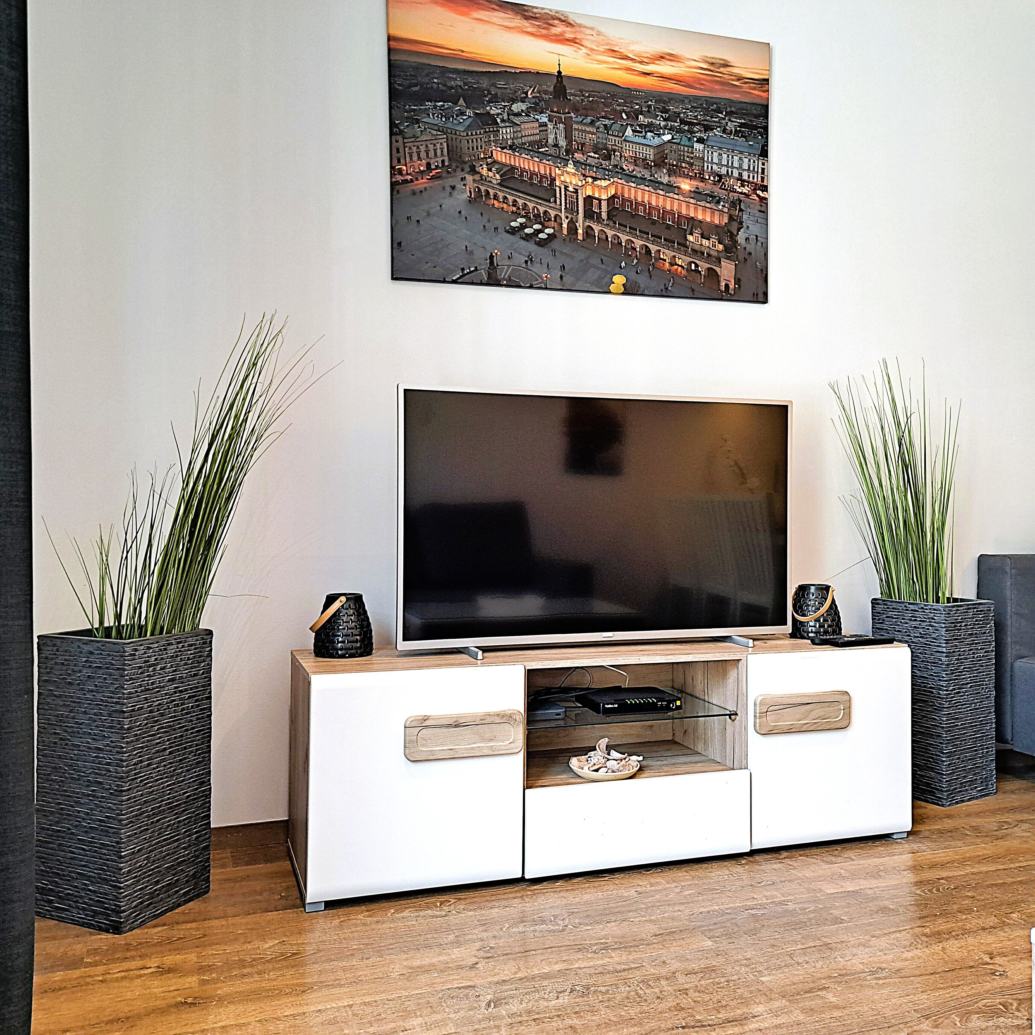 Deluxe-huoneisto, kaupunkinäköala | Äänieristys, silitysrauta/-lauta, ilmainen Wi-Fi