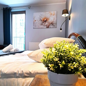 Lägenhet Deluxe - utsikt mot staden | Strykjärn/strykbräda och gratis wi-fi