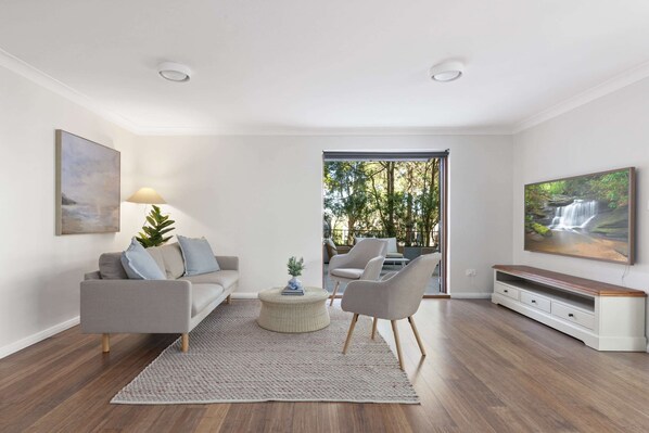 Apartment | Living area