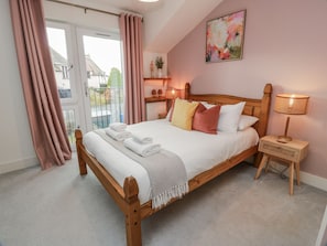 Cottage | Interior