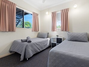 2 bedrooms, bed sheets