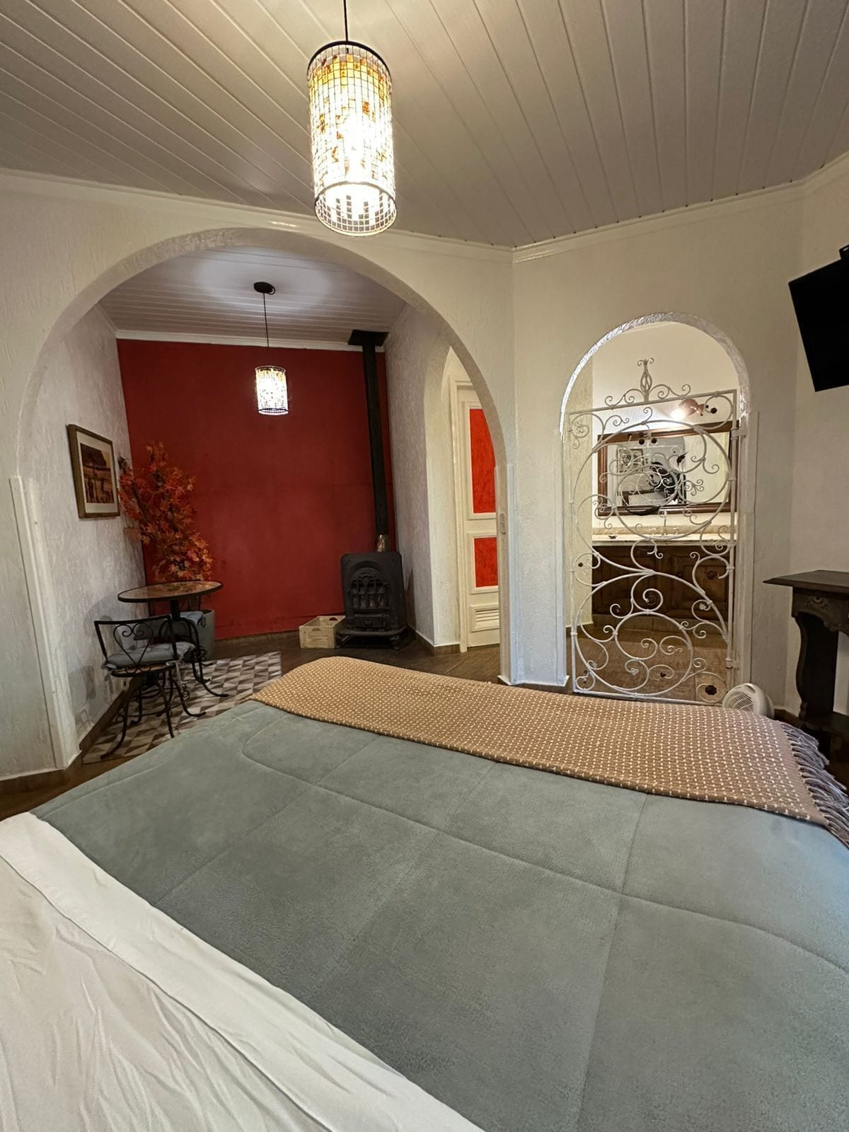 ห้องคอมฟอร์ทสวีท, ระเบียง, วิวสวน | Wi-Fi ฟรี