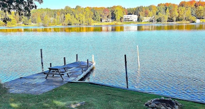 Vintage Clam Cottage