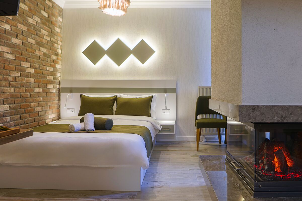 Egyptiske bomuldslagner, premium-sengetøj, pengeskab på værelset