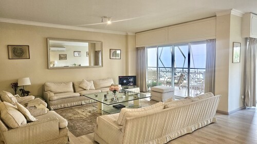 24 NIC - Stay Charm Classic Apartment