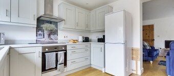 1 Crarves - sleeps 4 guests  in 2 bedrooms