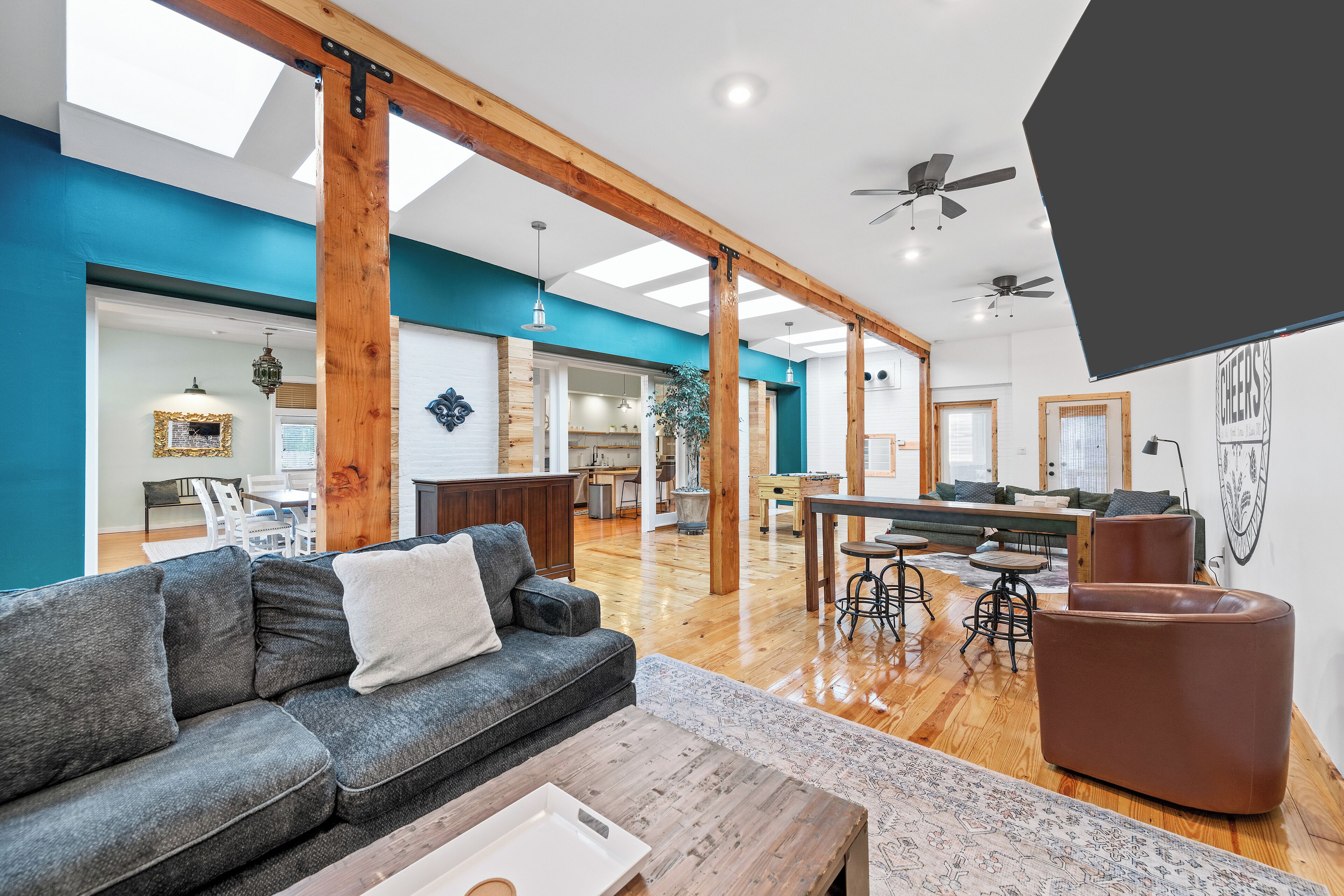 تلفزيون، مدفأة