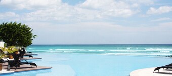 Luxury Private Mansion: Villa Vita Oceanfront - San Carlos, Panamá