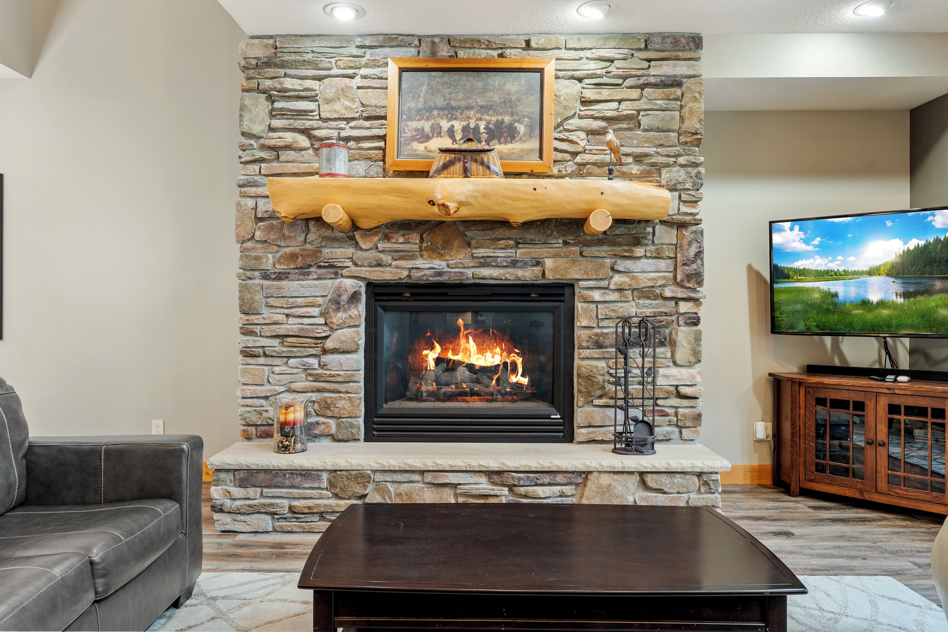 智能电视、桌上足球