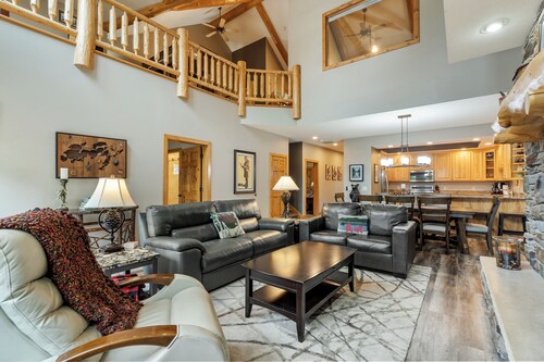 Luxury Condo, 3Bed + Loft, Year Round Amenities