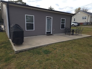 تناول الطعام بالخارج