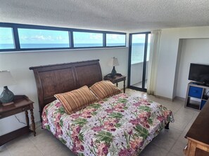 3 soverom, strykejern/-brett, wi-fi og sengetøy