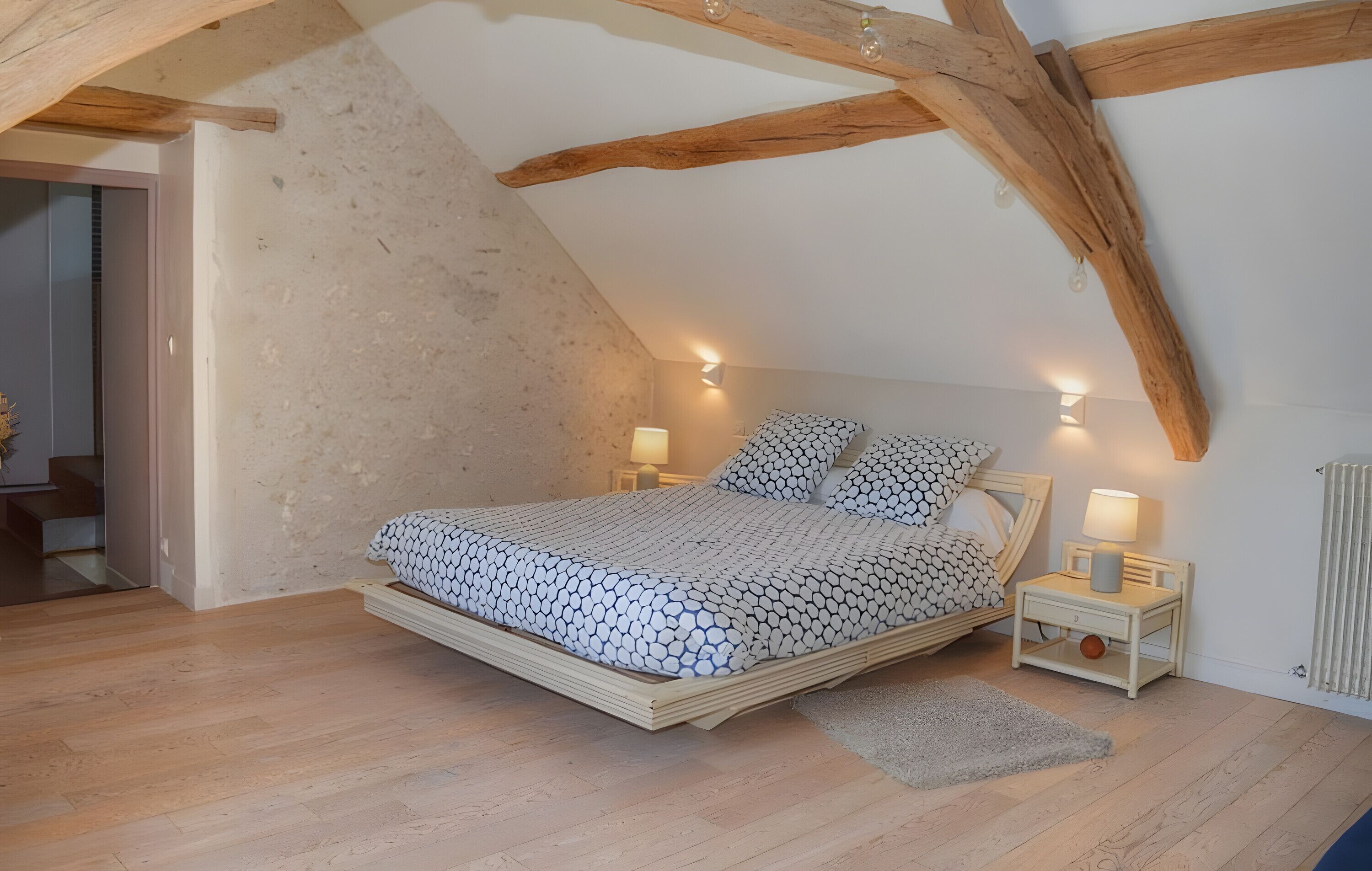 1 slaapkamer, een strijkplank/strijkijzer, wifi, beddengoed