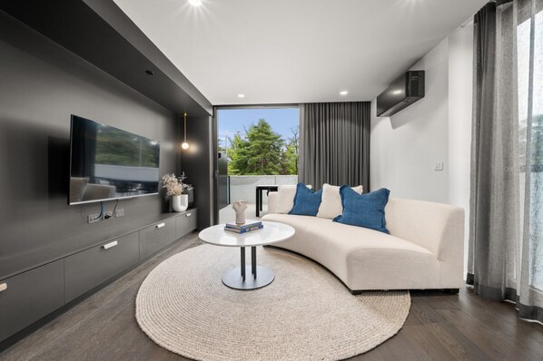 Apartment | Living room