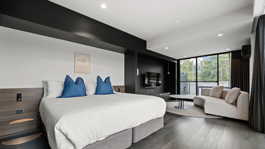 Braddon Studio With Communal BBQ