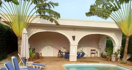 Villa keur Zoizo3 chambres , piscine , aucun vis Ă vis
