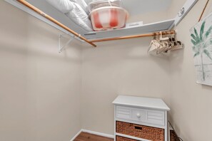 Huoneisto, 1 keskisuuri parisänky ja vuodesohva (Treasure Sands #502) | Sisätilat