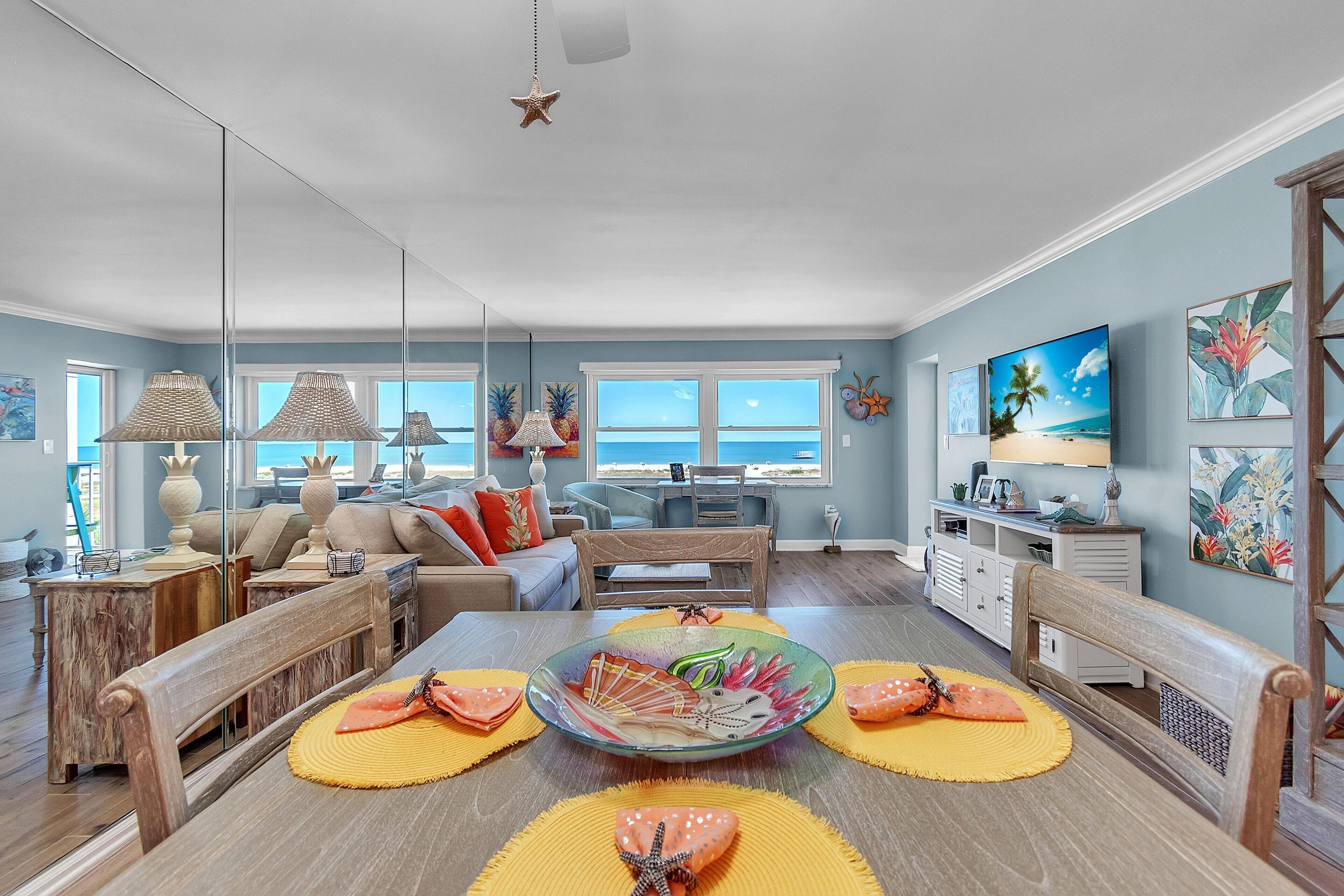 Condo, 1 Queen Bed with Sofa bed (Treasure Sands #502) | Living area