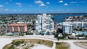 Huoneisto, 1 keskisuuri parisänky ja vuodesohva (Treasure Sands #502) | Ulkopuoli