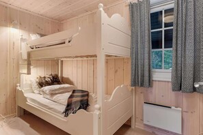 مكواة/لوح كي وواي فاي وملاءات أسرّة