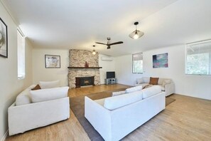 Unclassified image, 5 of 18, button - Thoona Eco Resort (Thoona)