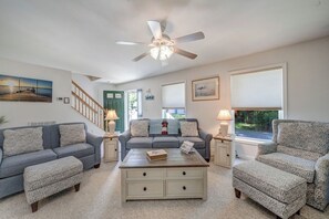 Smart TV - Sundance - in the heart of Chincoteague Island! (Chincoteague Island)