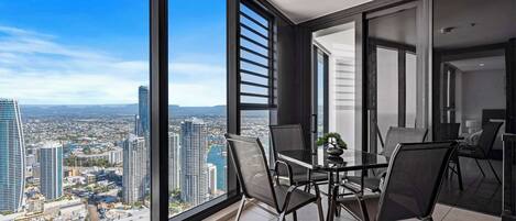 تناول الطعام