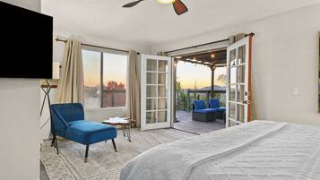 5 quartos, ferros/tábuas de passar roupa, berço de viagem, Wi-Fi