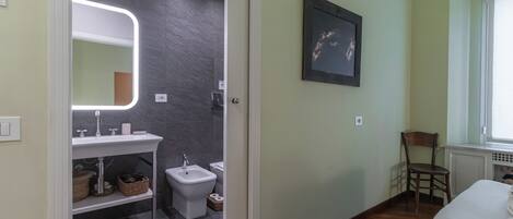 Apartment (1 Bedroom)