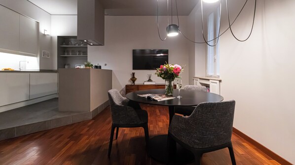 Apartment (1 Bedroom) | Wohnbereich