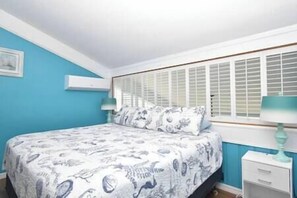 1 bedroom, WiFi, bed sheets - Sky Blue Condo 321 (Cedar Key)