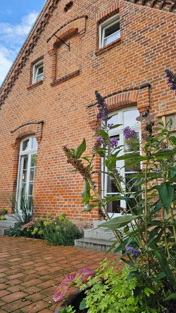 Exterior detail - To the citadel (Dömitz)