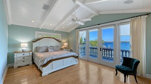 3 soverom, safe på rommet, skrivebord og wi-fi (inkludert)