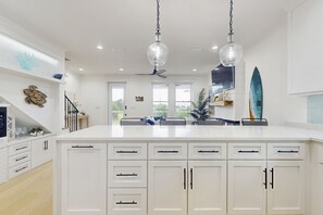 Interior - Waterview duplex with gas grill, internet, and bunkrooms (Dauphin Island)