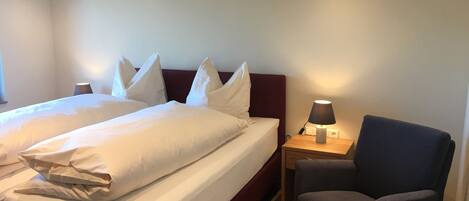 1 habitación, wifi y ropa de cama