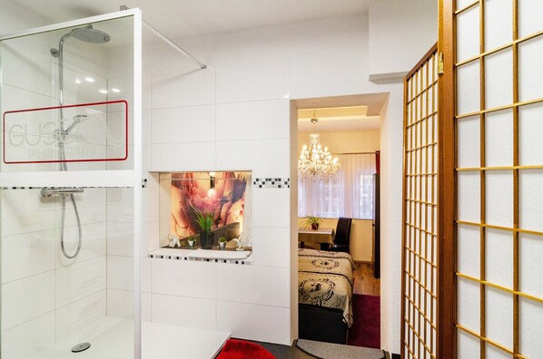 1 غرفة نوم وواي فاي وملاءات أسرّة