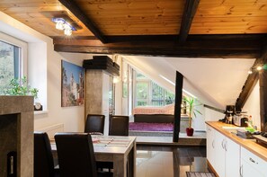 1 bedroom, WiFi, bed sheets - Loft Apartment – Modern Comfort with Mountain Views in Stolberg (Stolberg i. Harz)