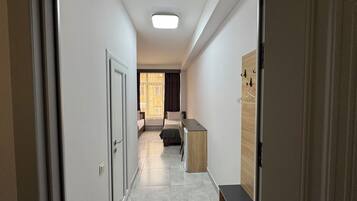 Desk, laptop workspace, free WiFi