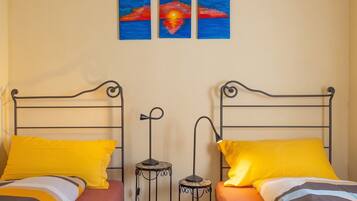 2 chambres, fer et planche Ă repasser, Wi-Fi, draps fournis