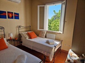 2 Schlafzimmer, Bügeleisen/Bügelbrett, WLAN, Bettwäsche