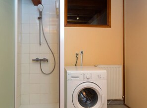 Shower, free toiletries, hair dryer, towels