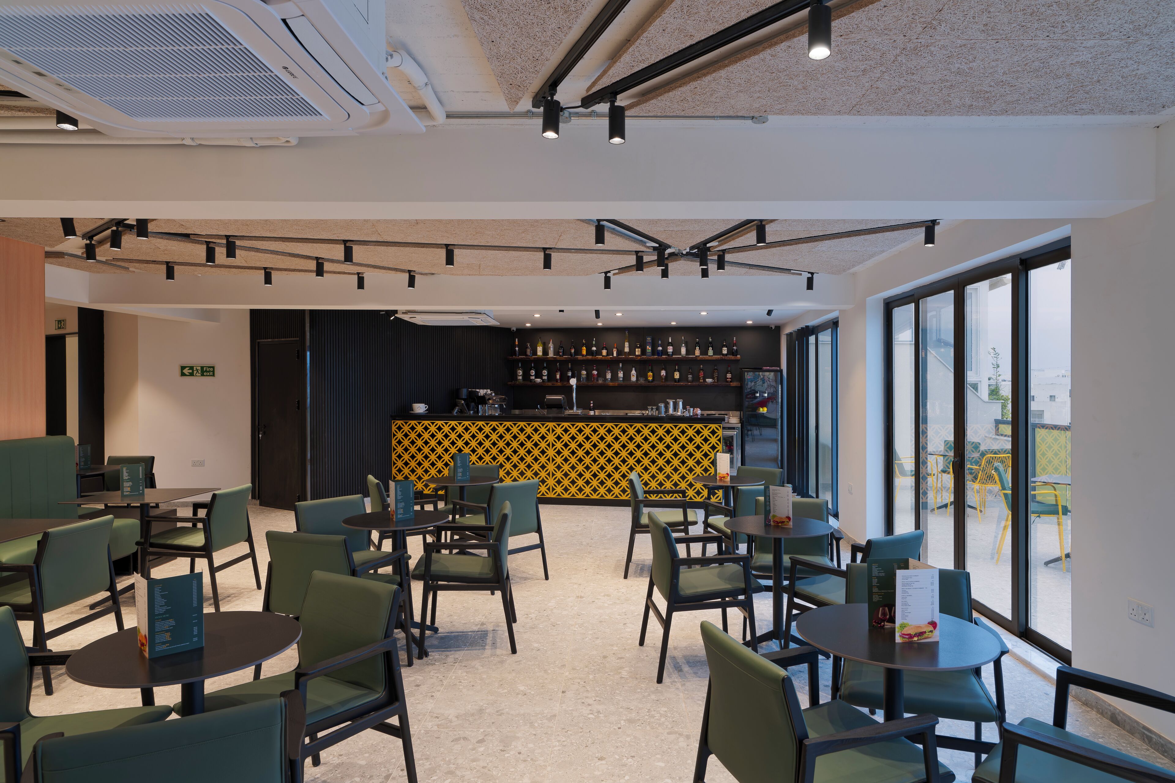 Bar (in der Unterkunft)