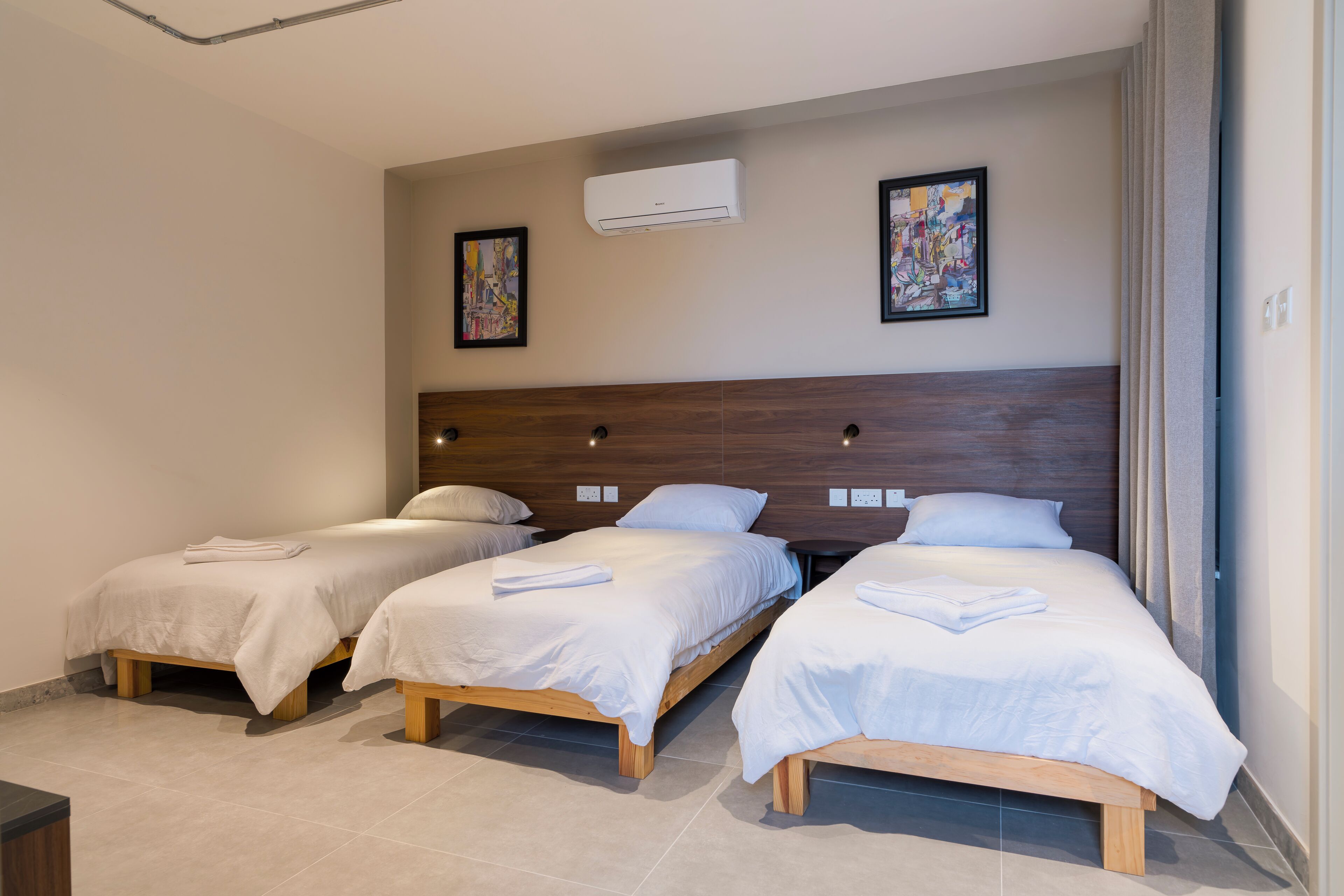 Fer et planche à repasser, Wi-Fi gratuit