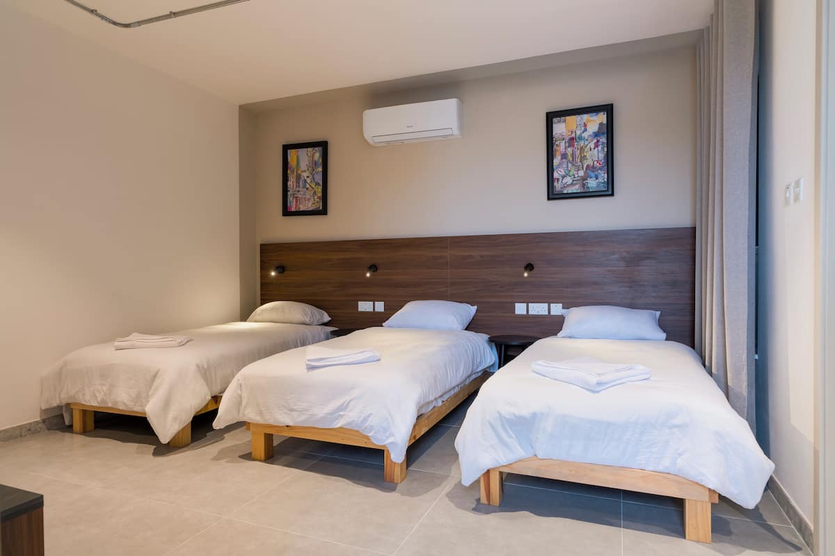 مكواة/لوح كي وواي فاي مجانًا