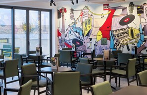 حمّام سباحة خارجي