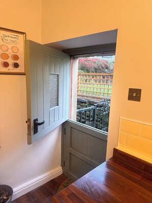 Interior - Magical Cottage 3-bedroom cottage with Hot tub in Long Preston (Long Preston)