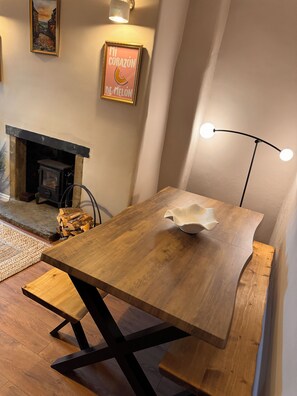 Dining - Magical Cottage 3-bedroom cottage with Hot tub in Long Preston (Long Preston)