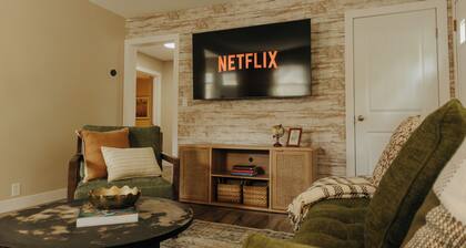 The Atlas House. A Stress-Free Stay for Families Visiting Fargo