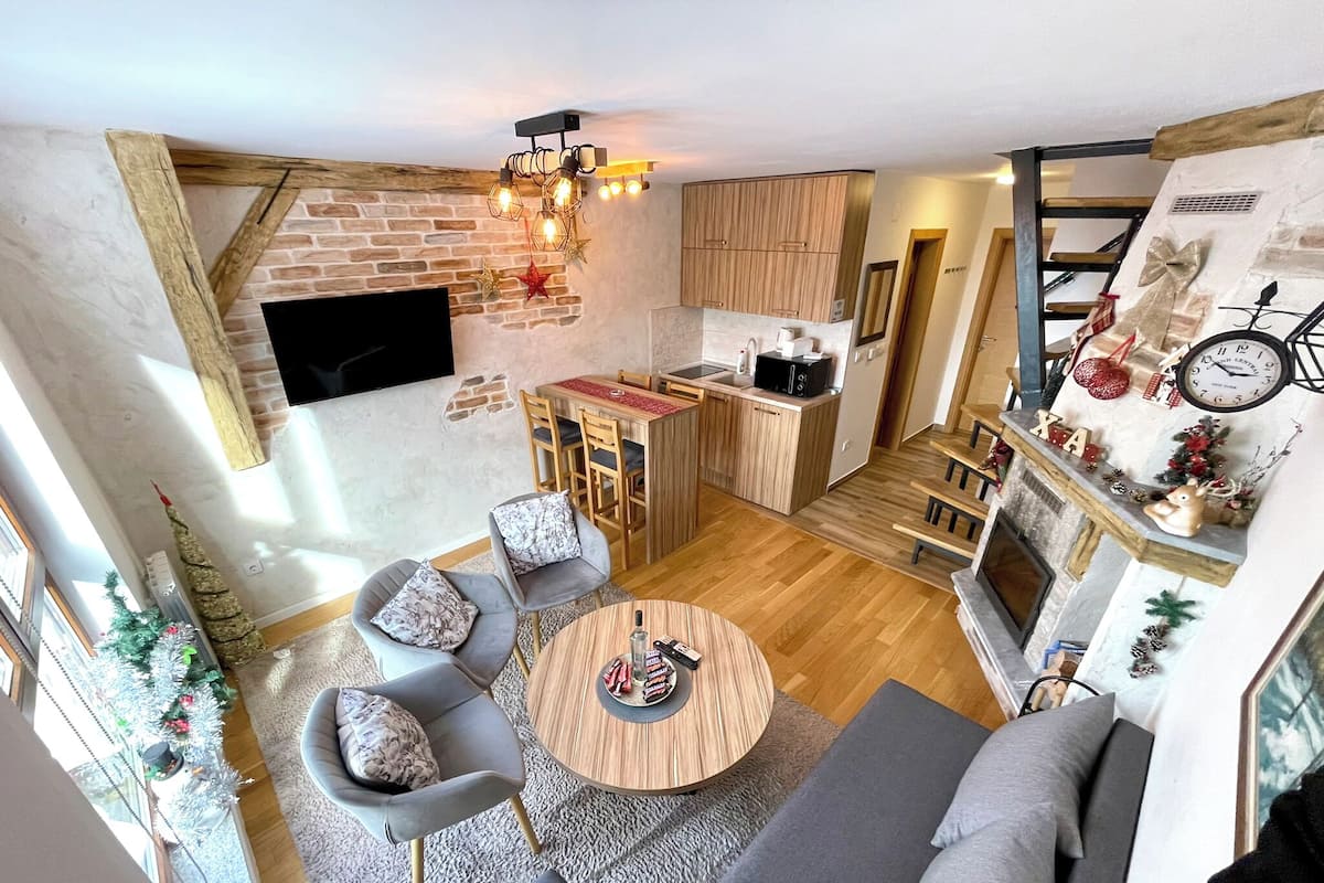 Standard-Maisonette, Bergblick | Wohnbereich